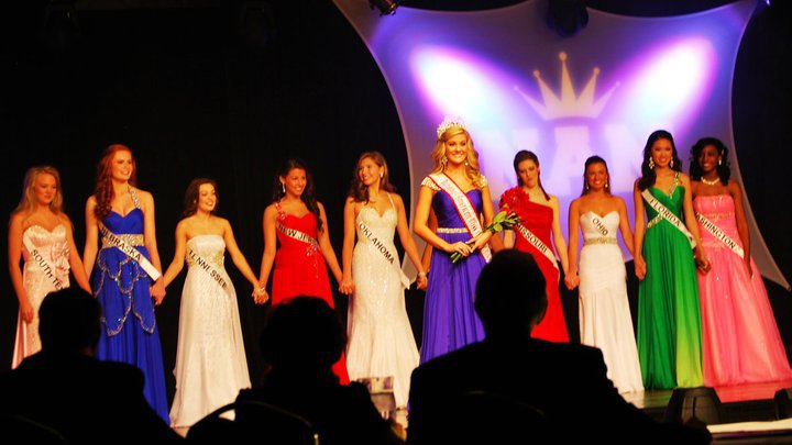 The top 10 at the National American Miss Jr. Teen National Pageant.